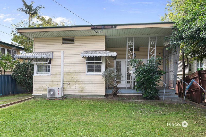 Photo - 56 Stanley Road, Camp Hill QLD 4152 - Image 4