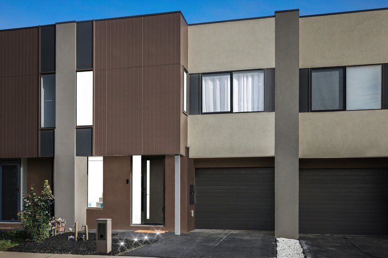 56 Stature Avenue, Clyde North VIC 3978