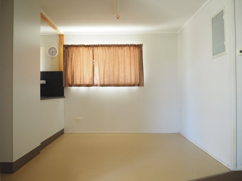 Photo - 56 Steele Street, Cloncurry QLD 4824 - Image 7