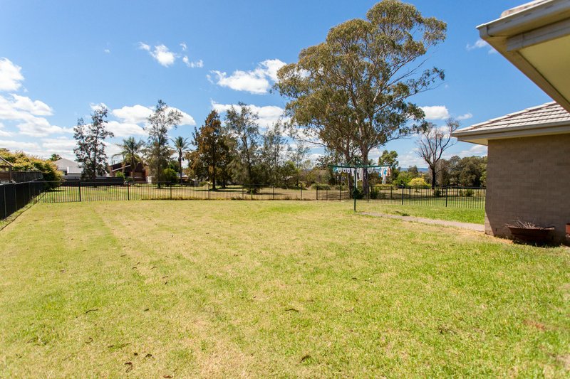 Photo - 56 Stonebridge Drive, Cessnock NSW 2325 - Image 10