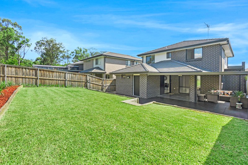 Photo - 56 Sugarloaf Crescent, Colebee NSW 2761 - Image 8