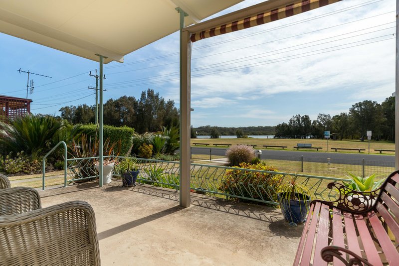 Photo - 56 Sunpatch Parade, Tomakin NSW 2537 - Image 2