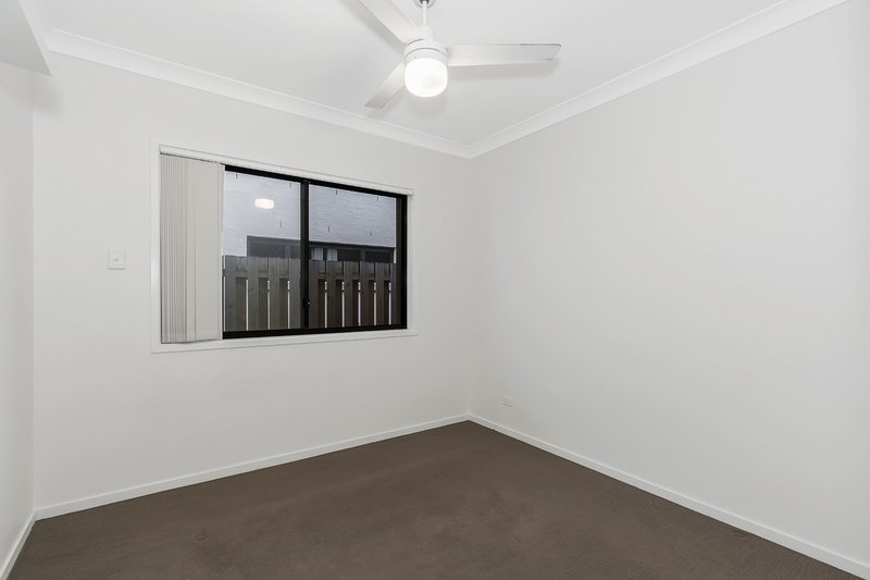 Photo - 56 Synergy Drive, Coomera QLD 4209 - Image 11