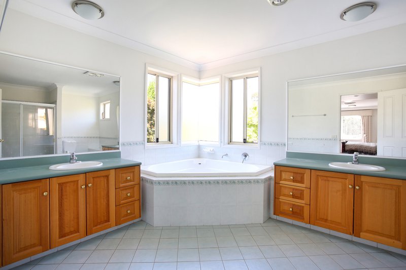 Photo - 56 Tallowood Way, Frenchs Forest NSW 2086 - Image 9