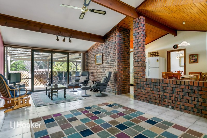 Photo - 56 Torresan Crescent, Flagstaff Hill SA 5159 - Image 6