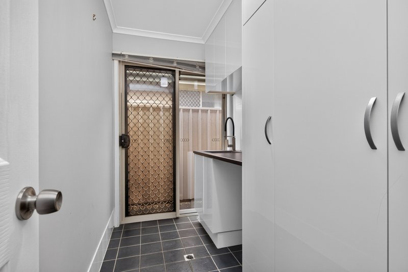 Photo - 56 Wallace Drive, Craigmore SA 5114 - Image 6