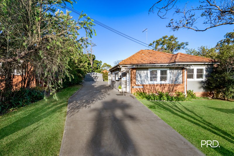 Photo - 56 Warwick Street, Penrith NSW 2750 - Image 2