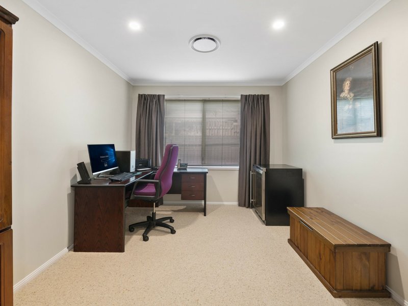 Photo - 56 Wattlebird Drive, Twin Waters QLD 4564 - Image 15