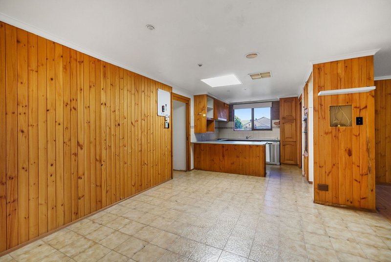 Photo - 56 Wellington Street, Darley VIC 3340 - Image 3