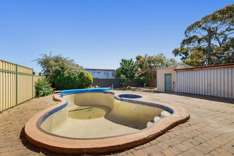 Photo - 56 Wellington Street, Darley VIC 3340 - Image 12