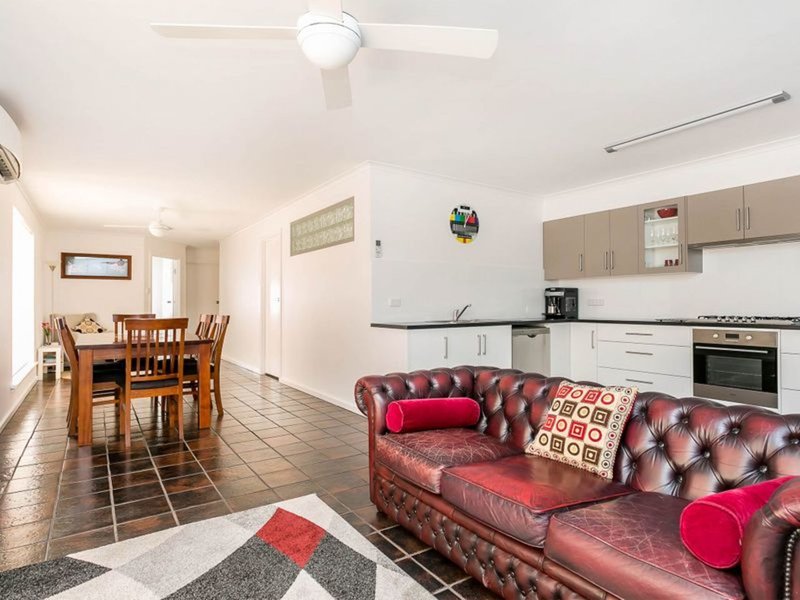 Photo - 56 Wellington Street, Port Adelaide SA 5015 - Image 5