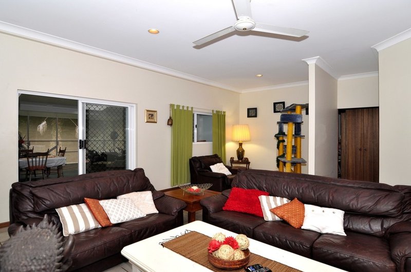 Photo - 56 William Smith Drive, Speewah QLD 4881 - Image 7