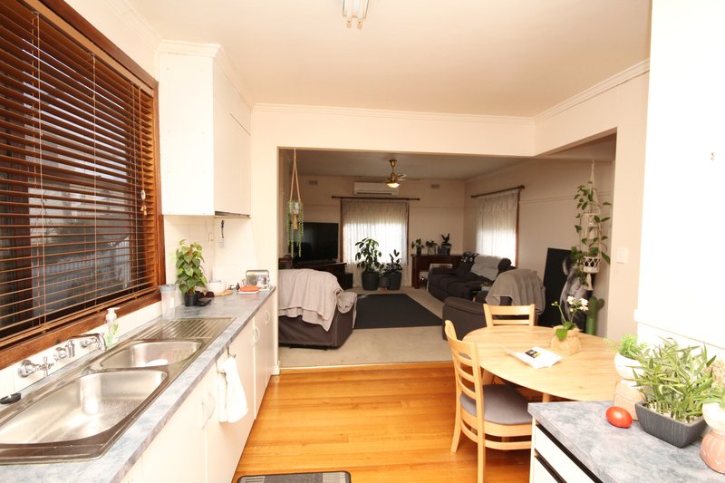 Photo - 56 Williams Road, Horsham VIC 3400 - Image 7