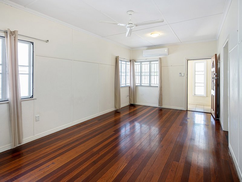 Photo - 56 Wongara Street, Clayfield QLD 4011 - Image 3