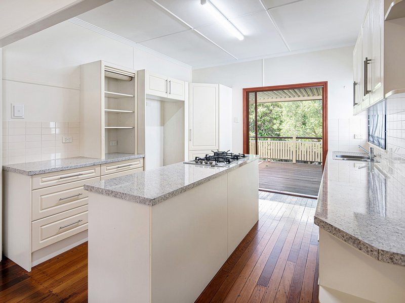 Photo - 56 Wongara Street, Clayfield QLD 4011 - Image 5