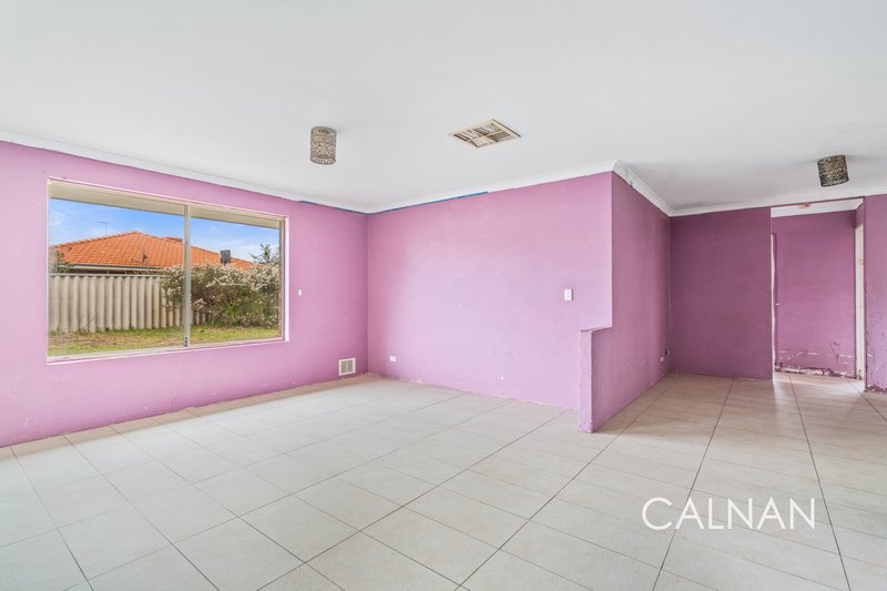 Photo - 56 Woodhouse Circuit, Canning Vale WA 6155 - Image 10