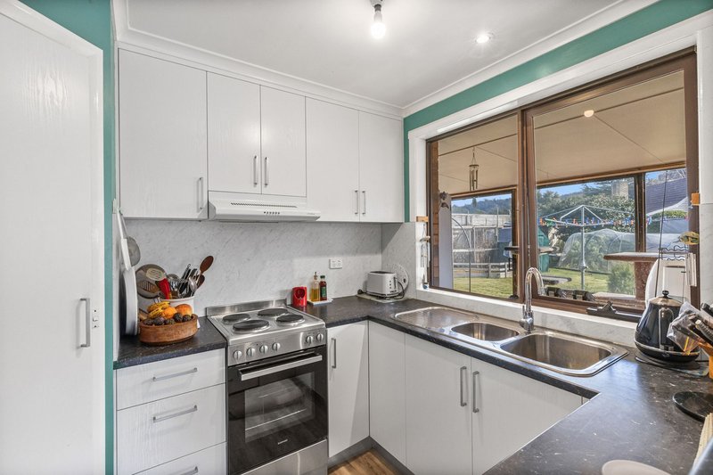 Photo - 56 Woodrising Avenue, Spreyton TAS 7310 - Image 5
