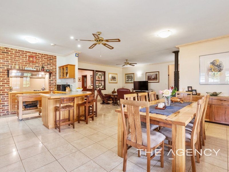 Photo - 560 Homestead Road, Mahogany Creek WA 6072 - Image 5