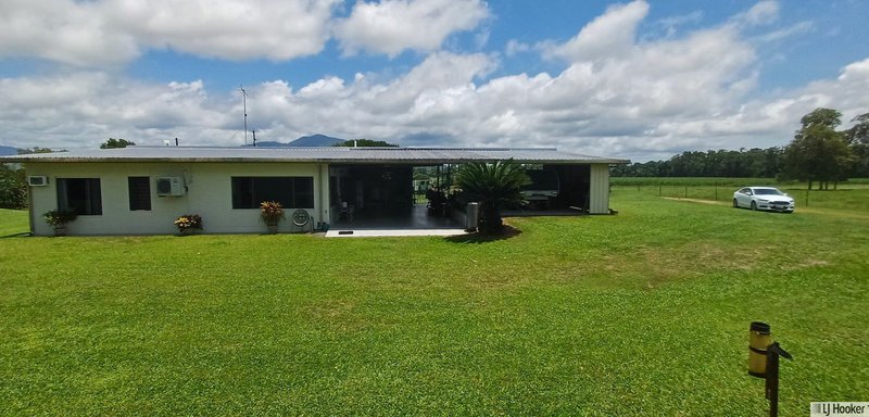 Photo - 560 Rockingham Road, Rockingham QLD 4854 - Image 3