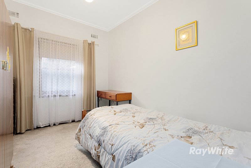 Photo - 560 Waverley Road, Malvern East VIC 3145 - Image 12