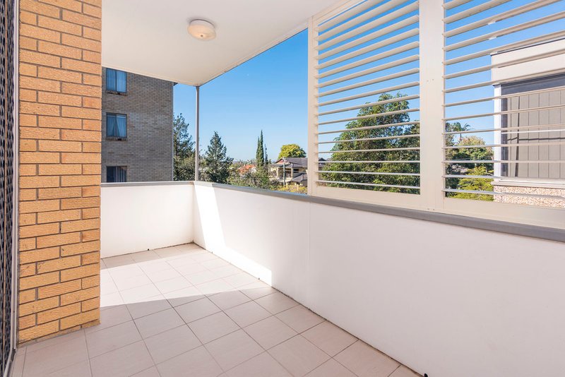 Photo - 5/61 Bellevue Terrace, Clayfield QLD 4011 - Image 6