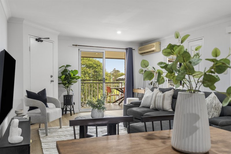 Photo - 5/61 Main Avenue, Coorparoo QLD 4151 - Image 3