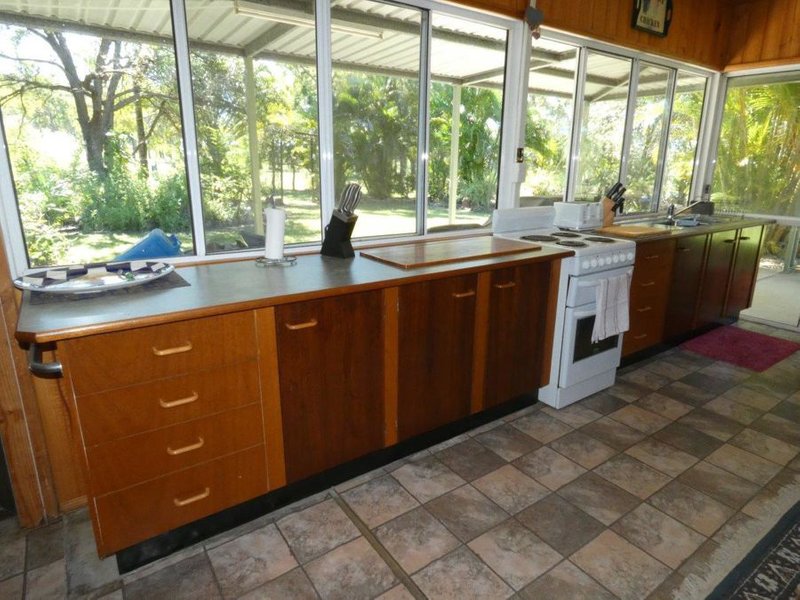 Photo - 561 Matchbox Road, Deepwater QLD 4674 - Image 7