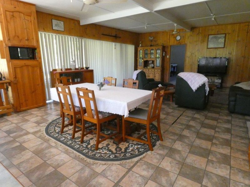 Photo - 561 Matchbox Road, Deepwater QLD 4674 - Image 9