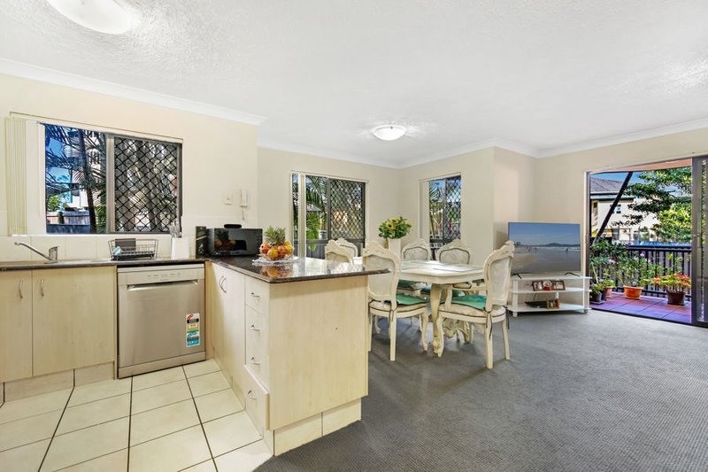 Photo - 5/61 North St , Southport QLD 4215 - Image 8