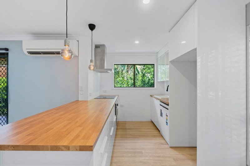 Photo - 5/61 Real Street, Annerley QLD 4103 - Image 6