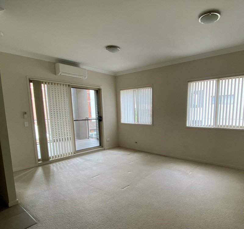 Photo - 56/17 Warby Street, Campbelltown NSW 2560 - Image 3