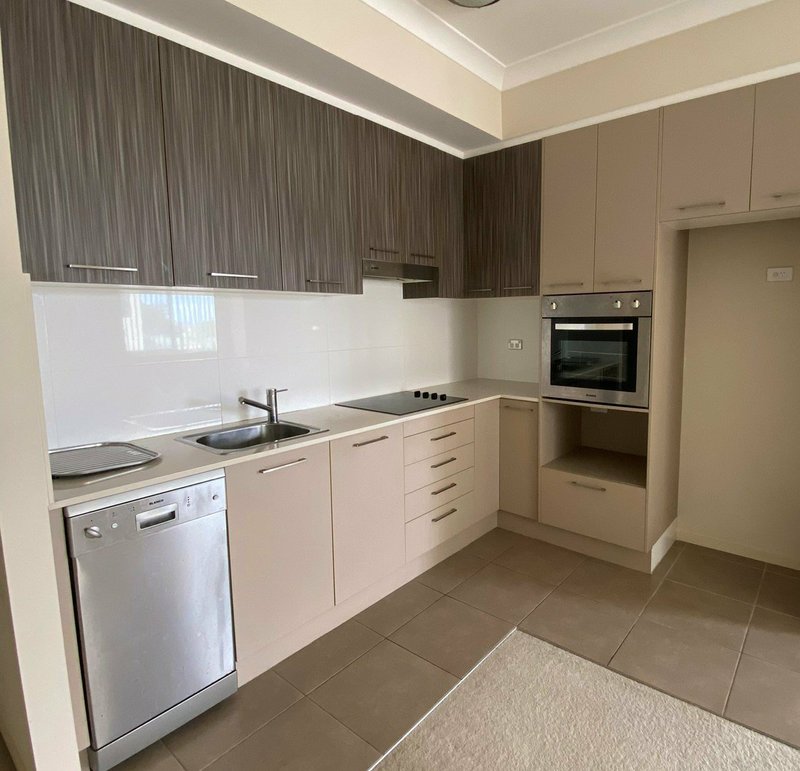 Photo - 56/17 Warby Street, Campbelltown NSW 2560 - Image 4