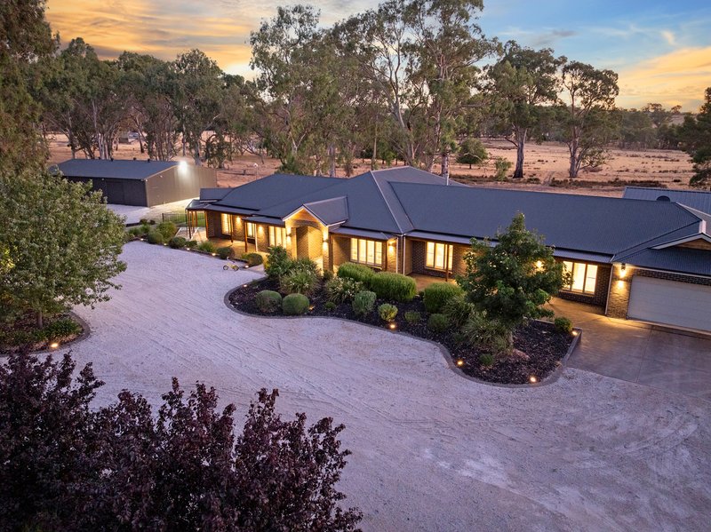 Photo - 562 Balmoral Road, Cockatoo Valley SA 5351 - Image 2