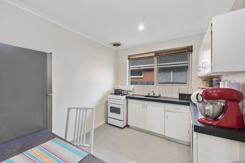 Photo - 5/62 Fintonia Road, Noble Park VIC 3174 - Image 5