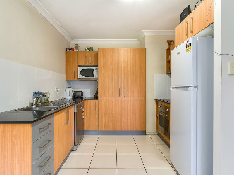 Photo - 5/62 Hamson Terrace, Nundah QLD 4012 - Image 4