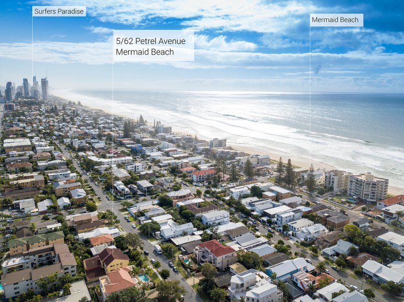 Photo - 5/62 Petrel Avenue, Mermaid Beach QLD 4218 - Image 2