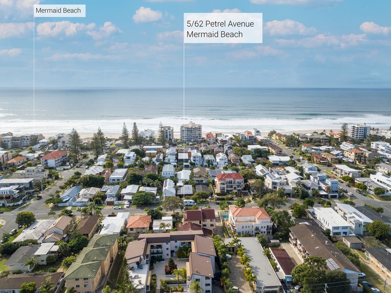 Photo - 5/62 Petrel Avenue, Mermaid Beach QLD 4218 - Image 13