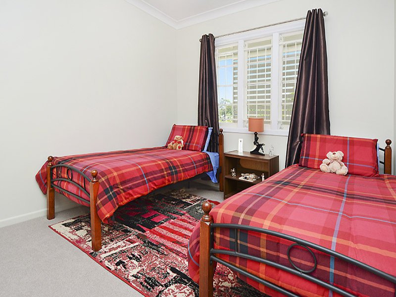 Photo - 563 D'Arcy Road, Carina QLD 4152 - Image 8