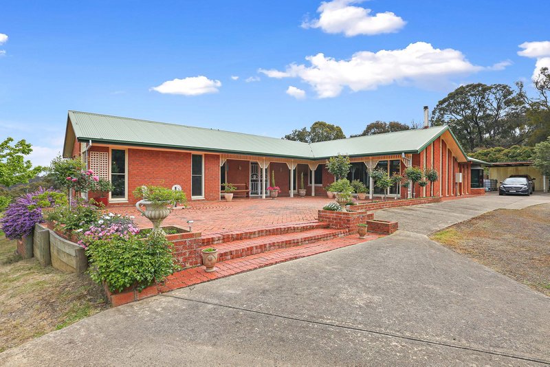 563 De Motts Road, Anakie VIC 3213