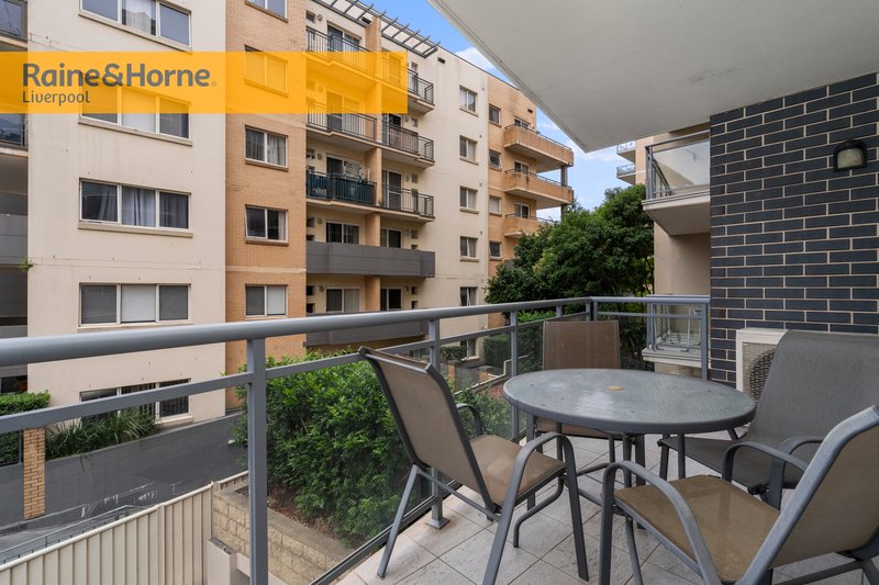 Photo - 56/33-39 Lachlan Street, Warwick Farm NSW 2170 - Image 5