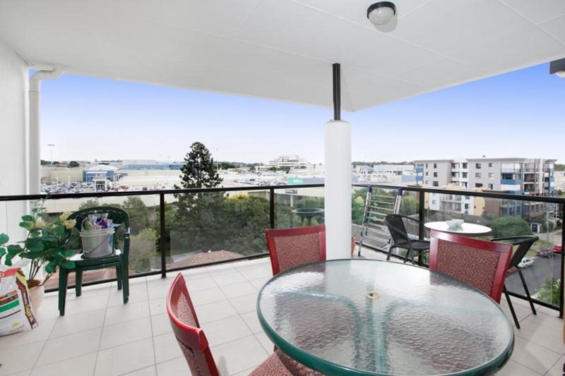 Photo - 56/37 Playfield Street, Chermside QLD 4032 - Image 1