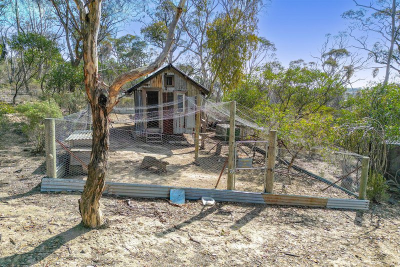 Photo - 564 Reids Road, Rowsley VIC 3340 - Image 15