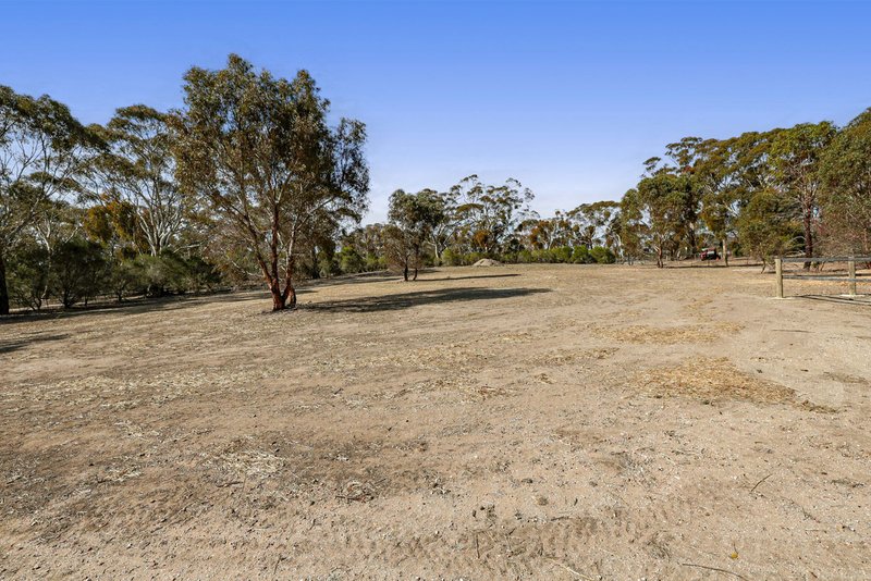 Photo - 564 Reids Road, Rowsley VIC 3340 - Image 19