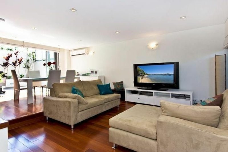 Photo - 5/64 Renwick Street, Leichhardt NSW 2040 - Image 2
