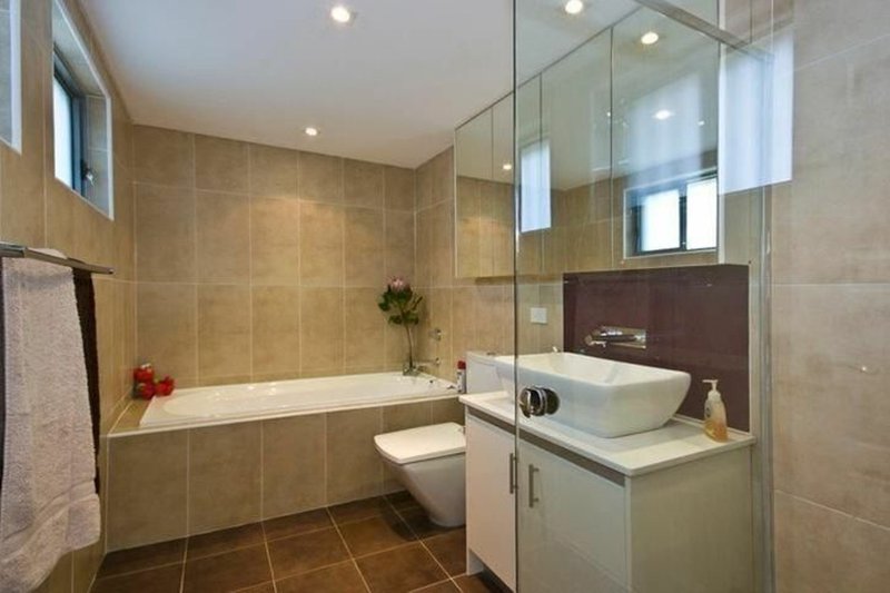 Photo - 5/64 Renwick Street, Leichhardt NSW 2040 - Image 5