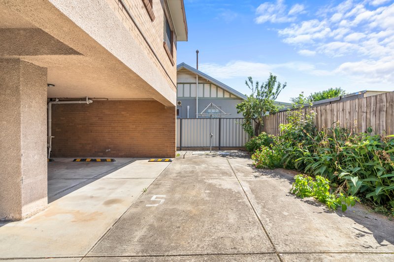 Photo - 5/64 Victoria Street, Coburg VIC 3058 - Image 11