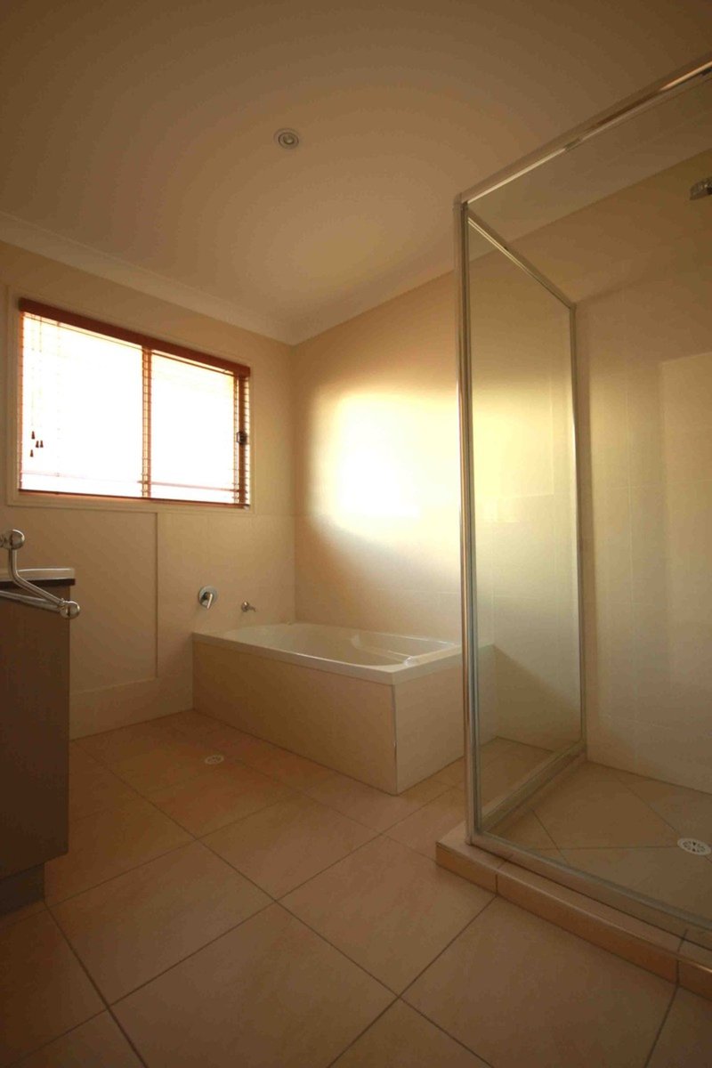 Photo - 56/40 Hargreaves Road, Manly West QLD 4179 - Image 12