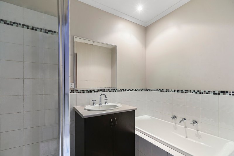 Photo - 5/65-67 Potter Street, Dandenong VIC 3175 - Image 6