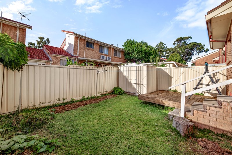 Photo - 5/65 Canterbury Road, Glenfield NSW 2167 - Image 11