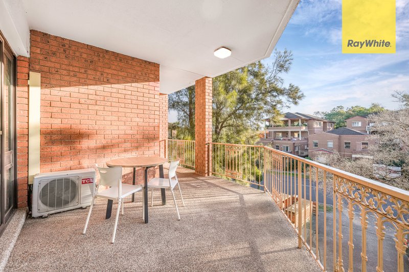 Photo - 5/65 Marsden Street, Parramatta NSW 2150 - Image 3